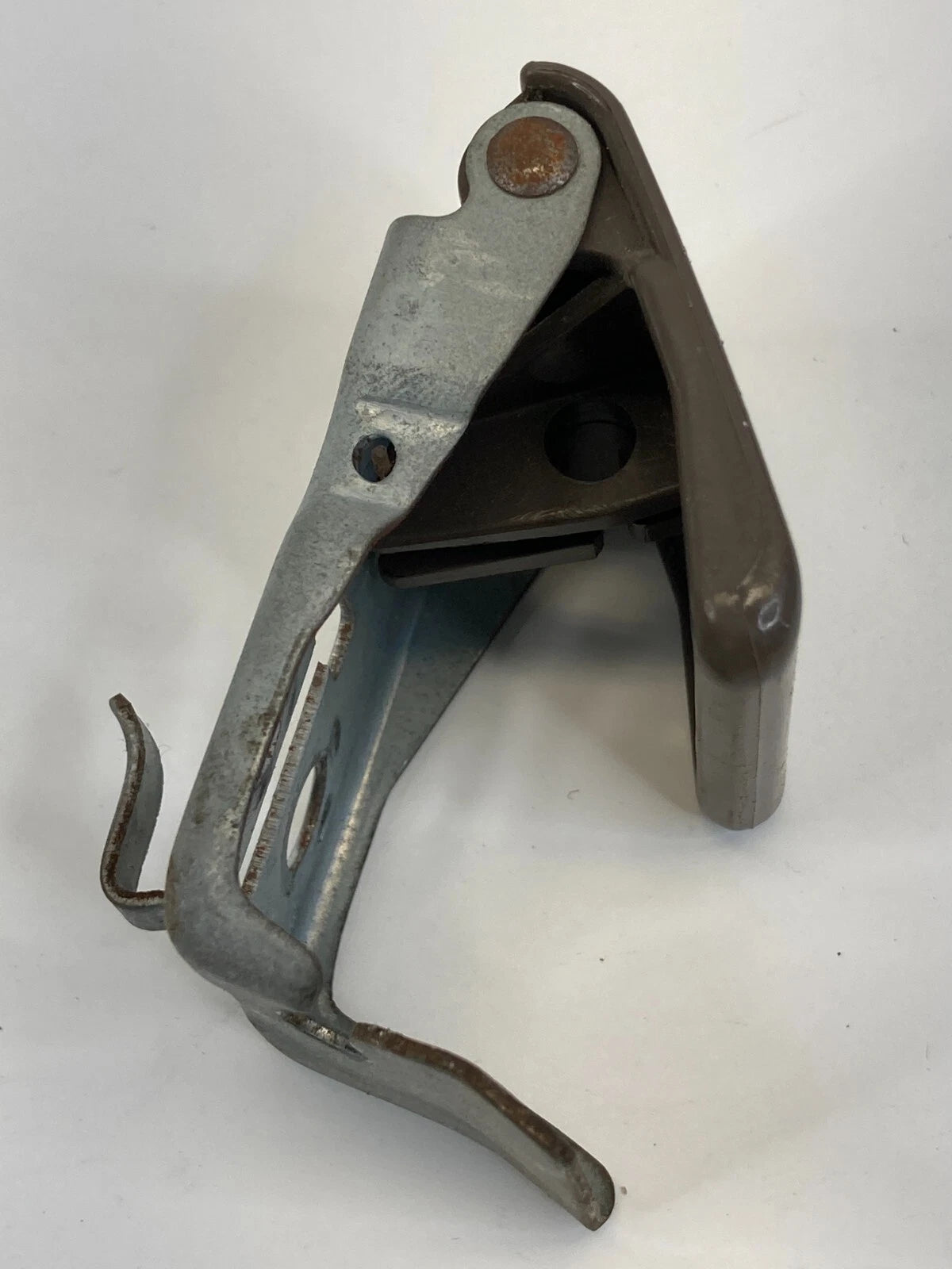 1996 1997 1998 TOYOTA 4RUNNER FRONT HOOD OPEN OPENER HANDLE RELEASE SWITCH OEM