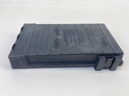 2006 2007 Chrysler Town & Country Engine Bay Mounted Fuse Box Cover 04692124AA