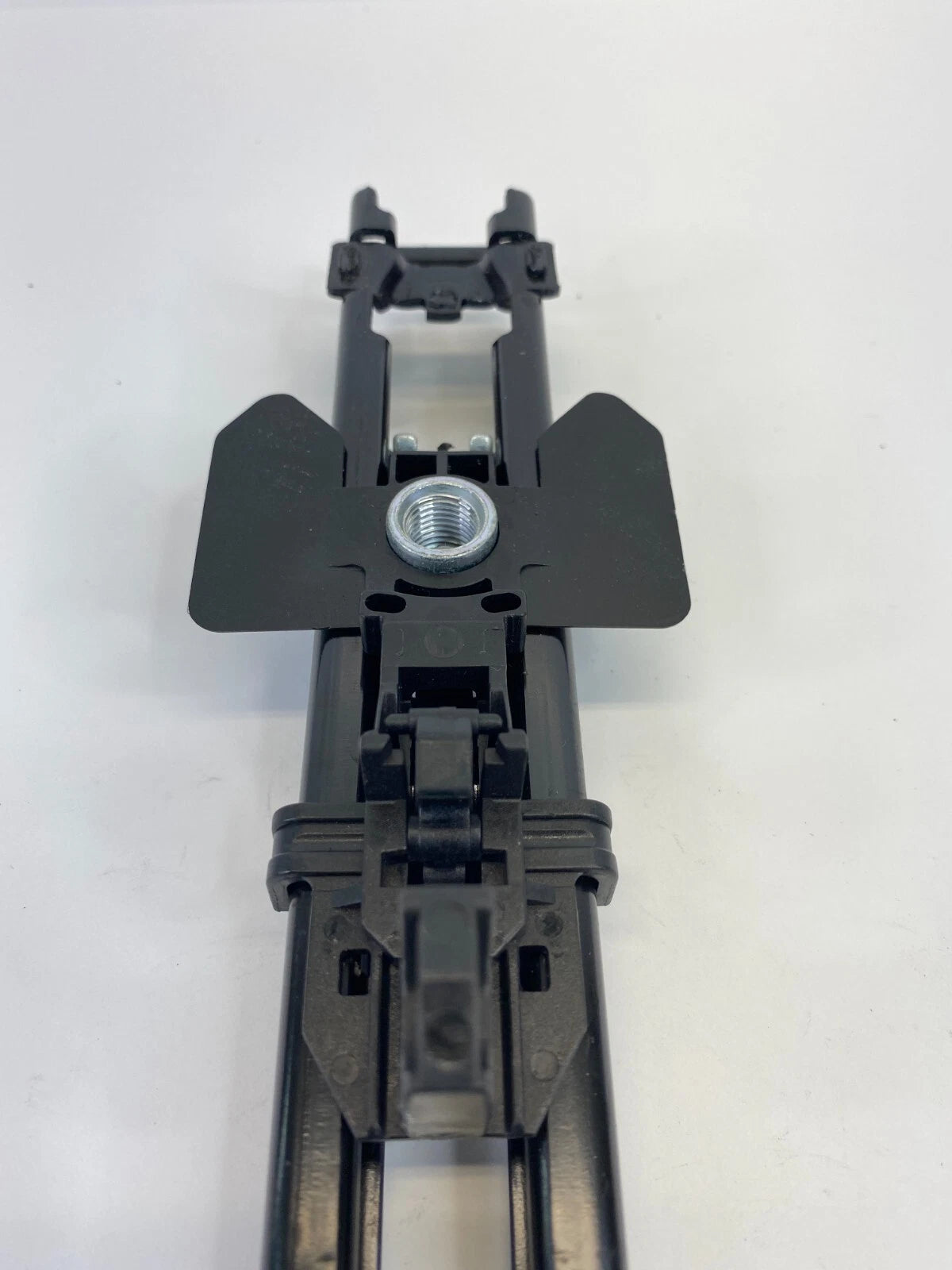 2002-2016 AUDI A4 QUATTRO FRONT RIGHT SIDE SEAT BELT HEIGHT ADJUSTER 8K0857833C