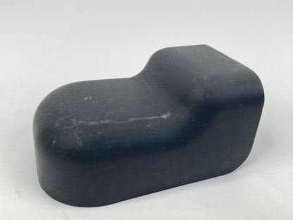 2009 2010 HYUNDAI ELANTRA SEDAN FRONT LEFT SIDE SEAT TRACK COVER TRIM CAP OEM