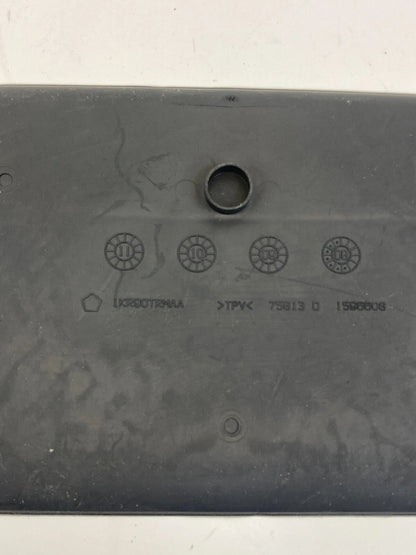 09-14 VOLKSWAGEN ROUTAN FLOOR CENTER CONSOLE RUBBER MAT INSERT 1KR90TRMAA OEM