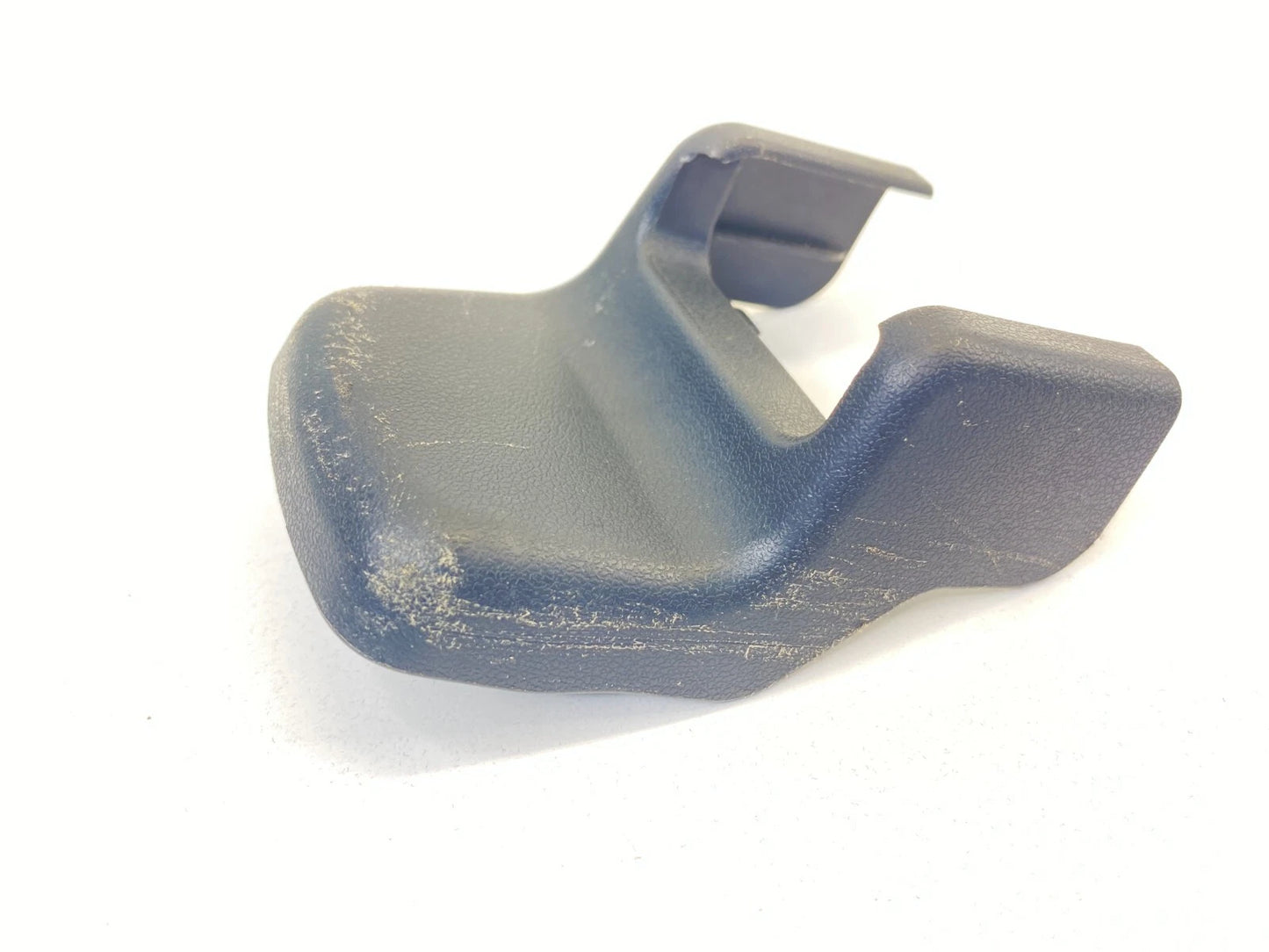 2005-2010 TOYOTA AVALON REAR LEFT OUTER SEAT TRACK END COVER TRIM 72138-AC030