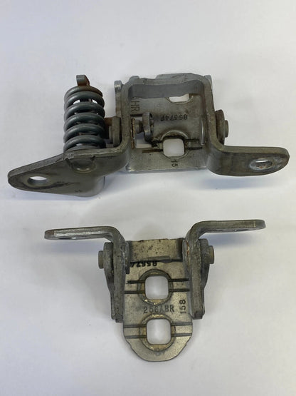 2011-2014 CHRYSLER 200 FRONT RIGHT DOOR UPPER AND LOWER HINGE PAIR OEM 918AHR