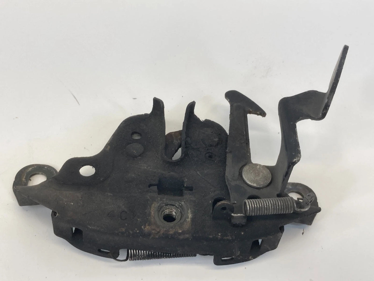 2002-2006 NISSAN ALTIMA FRONT HOOD LATCH LOCK BUCKLE RELEASE MECHANISM OEM