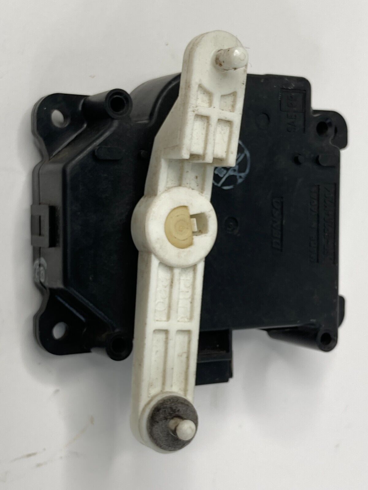 2004-2009 Toyota Prius AC Heater Flap Motor Actuator Module 063800-0240 OEM