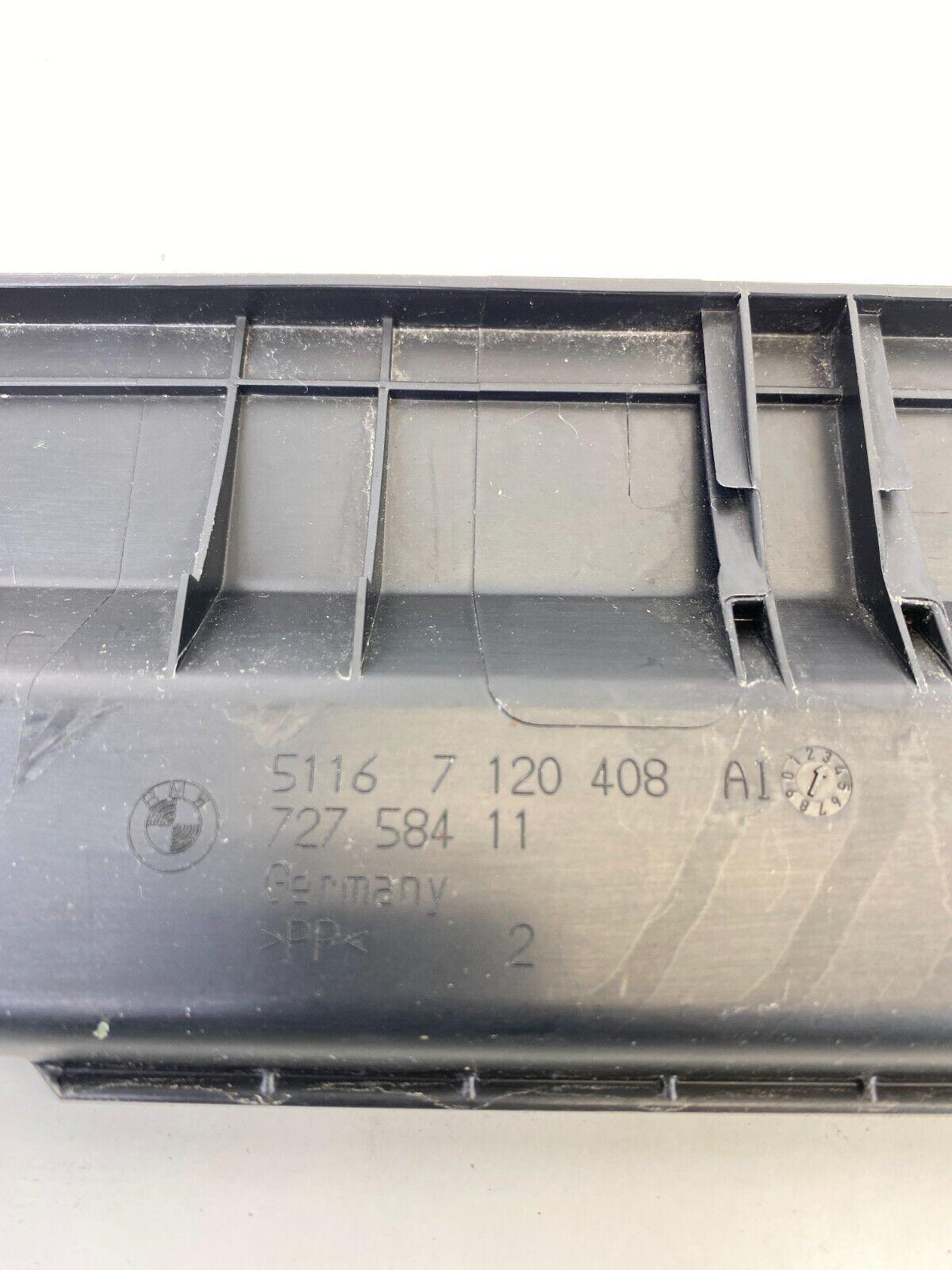 2006 BMW 330xi 330i Glove Box Fuse Lid Bracket Trim Plate Cover 51167120408 OEM