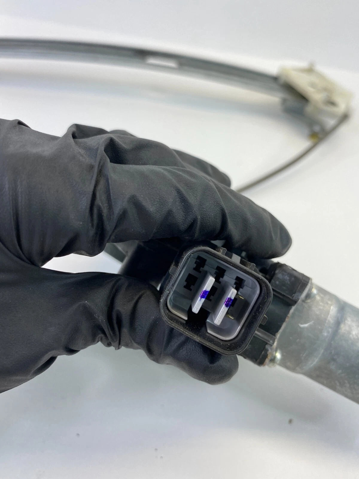 2003-2007 HONDA ACCORD FRONT RIGHT DOOR POWER WINDOW MOTOR REGULATOR 1790A306192