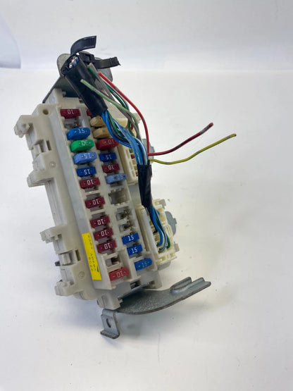 2003-2007 INFINITI G35 SEDAN INTERIOR DASH CABIN FUSE RELAY BOX OEM