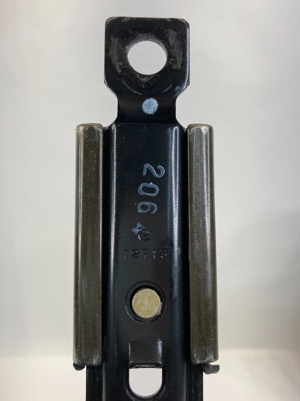 99 00 01 02 03 04 05 PONTIAC GRAND AM FRONT LEFT SIDE SEAT BELT HEIGHT ADJUSTER