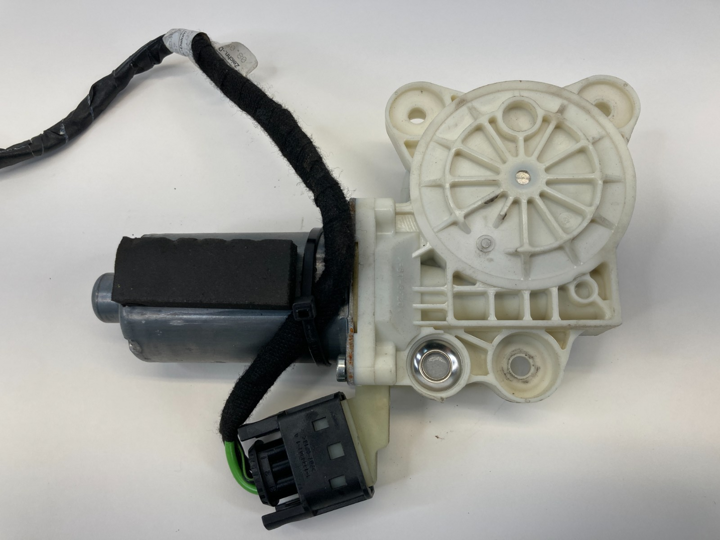 2006 Mercedes-Benz CLS500 Front Right Side Door Power Window Motor Assy OEM