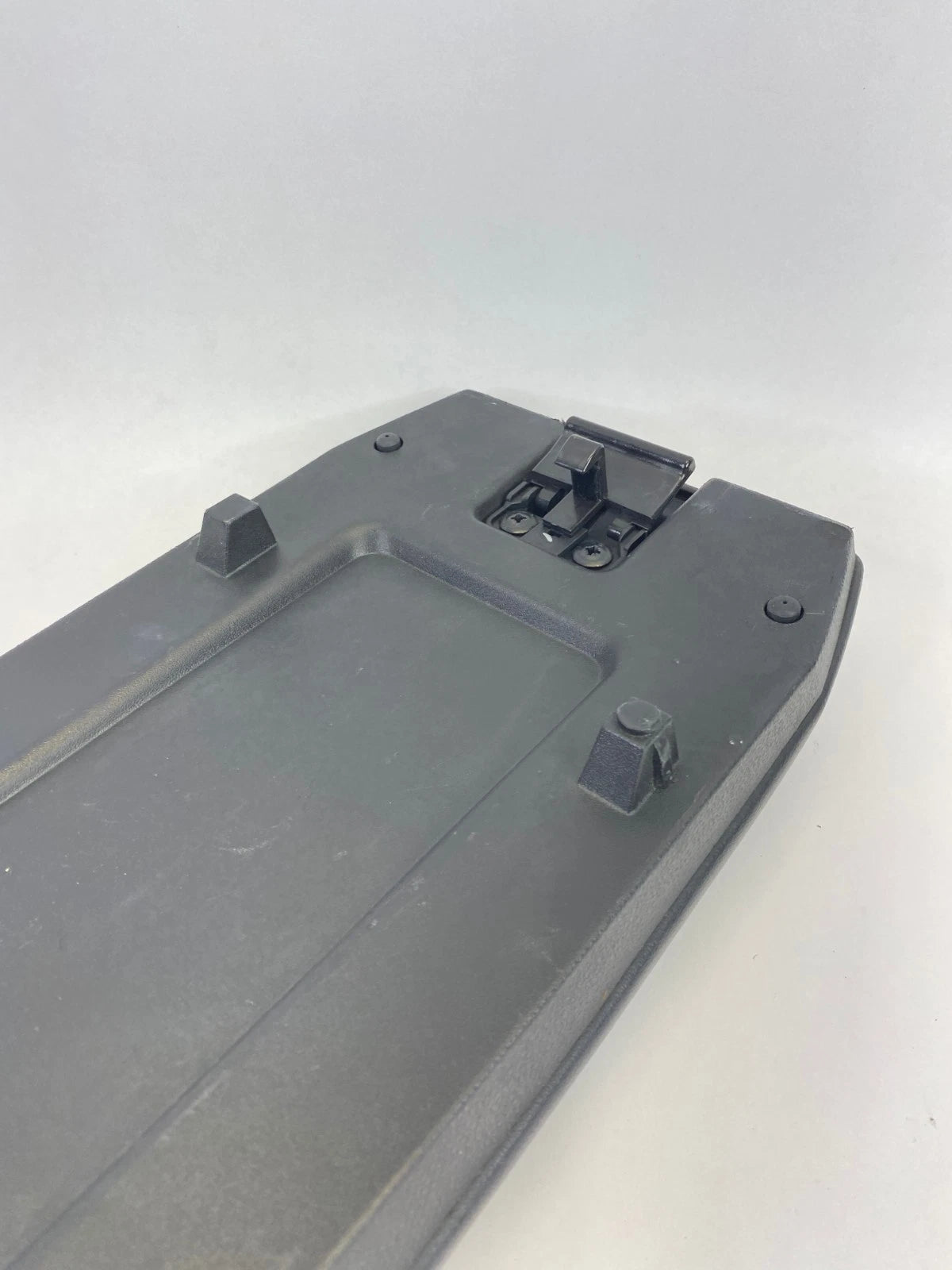 2010-2015 CHEVROLET EQUINOX CENTER CONSOLE ARMREST STORAGE LID FRONT OEM FACTORY
