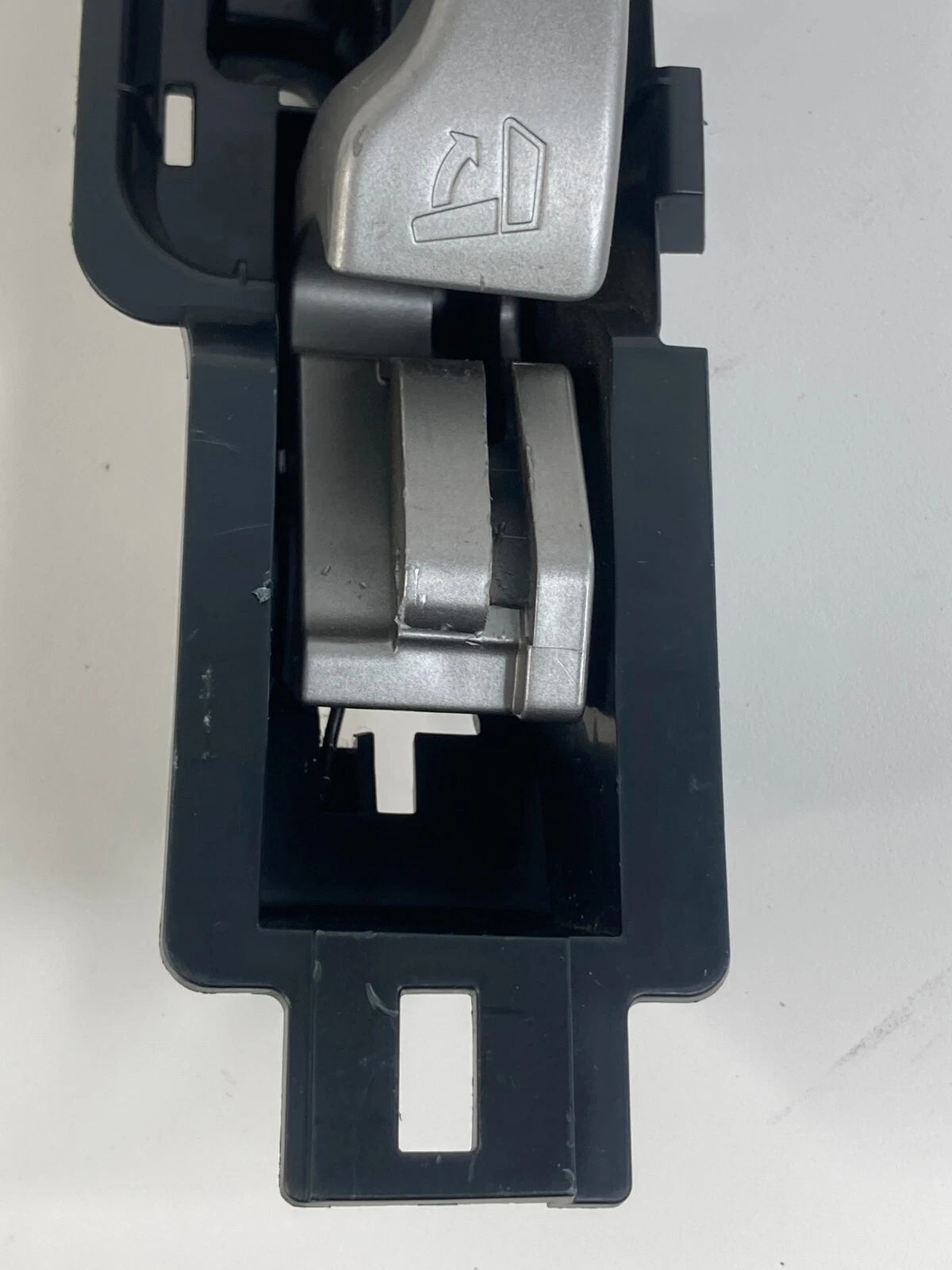 2010 2011 HONDA ACCORD CROSSTOUR REAR LEFT SEAT FOLDING ACTUATION RELEASE HANDLE