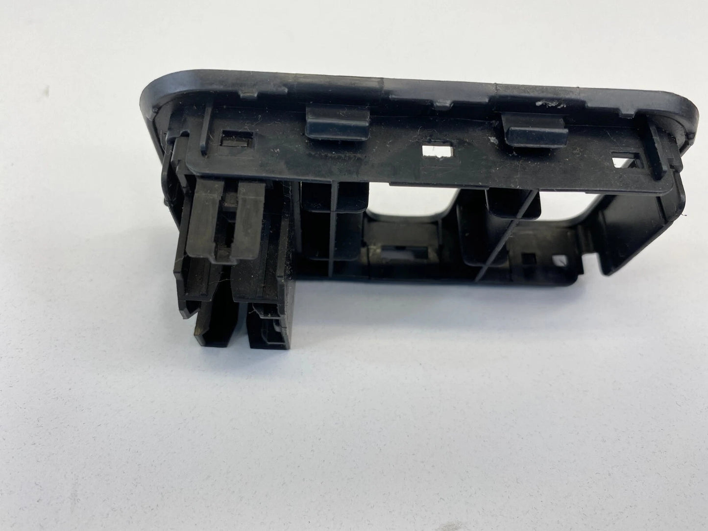 2005-2008 MITSUBISHI GALANT LEFT DASH DIMMER FOG LIGHT BUTTON BEZEL MR590321 OEM