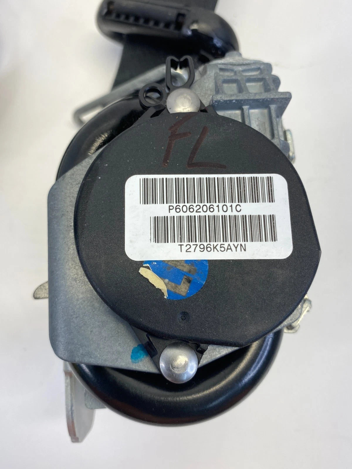 2005-2007 FORD FOCUS FRONT LEFT DRIVER SIDE SEAT BELT RETRACTOR PRETENSIONER OEM
