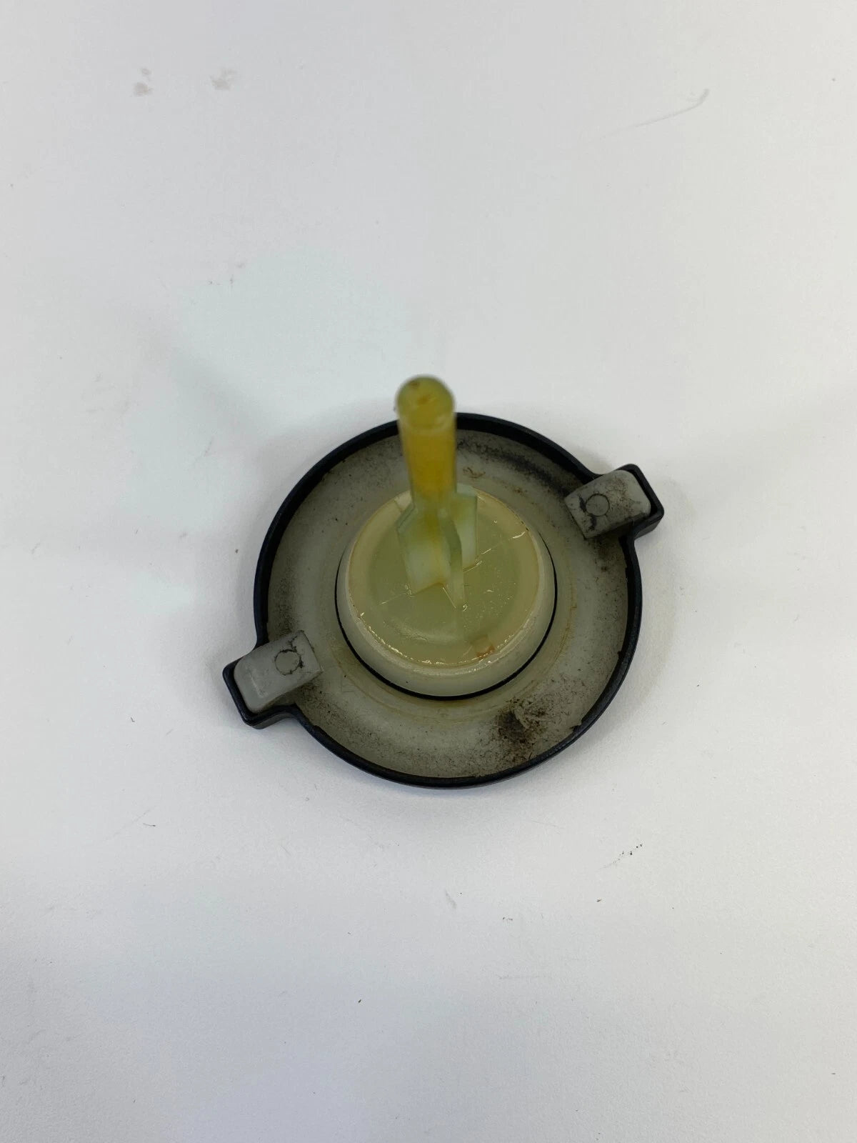 2004-2008 TOYOTA SOLARA POWER STEERING FLUID RESERVOIR TANK CAP LID COVER OEM
