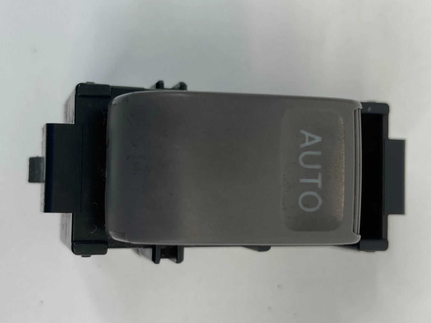 1998-2005 LEXUS GS300 GS 300 REAR LEFT DOOR BACK WINDOW BUTTON SWITCH OEM