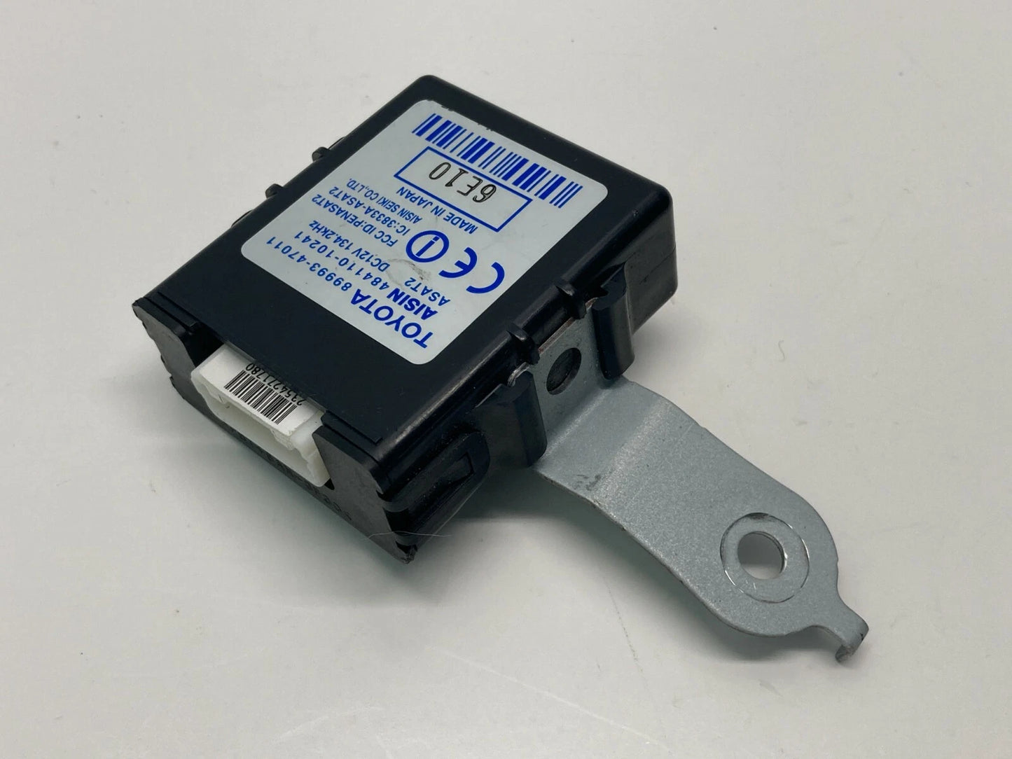 2006-2009 TOYOTA PRIUS OSCILLATOR LUGGAGE TRUNK DOOR LOCK UNIT MODULE 8999347011
