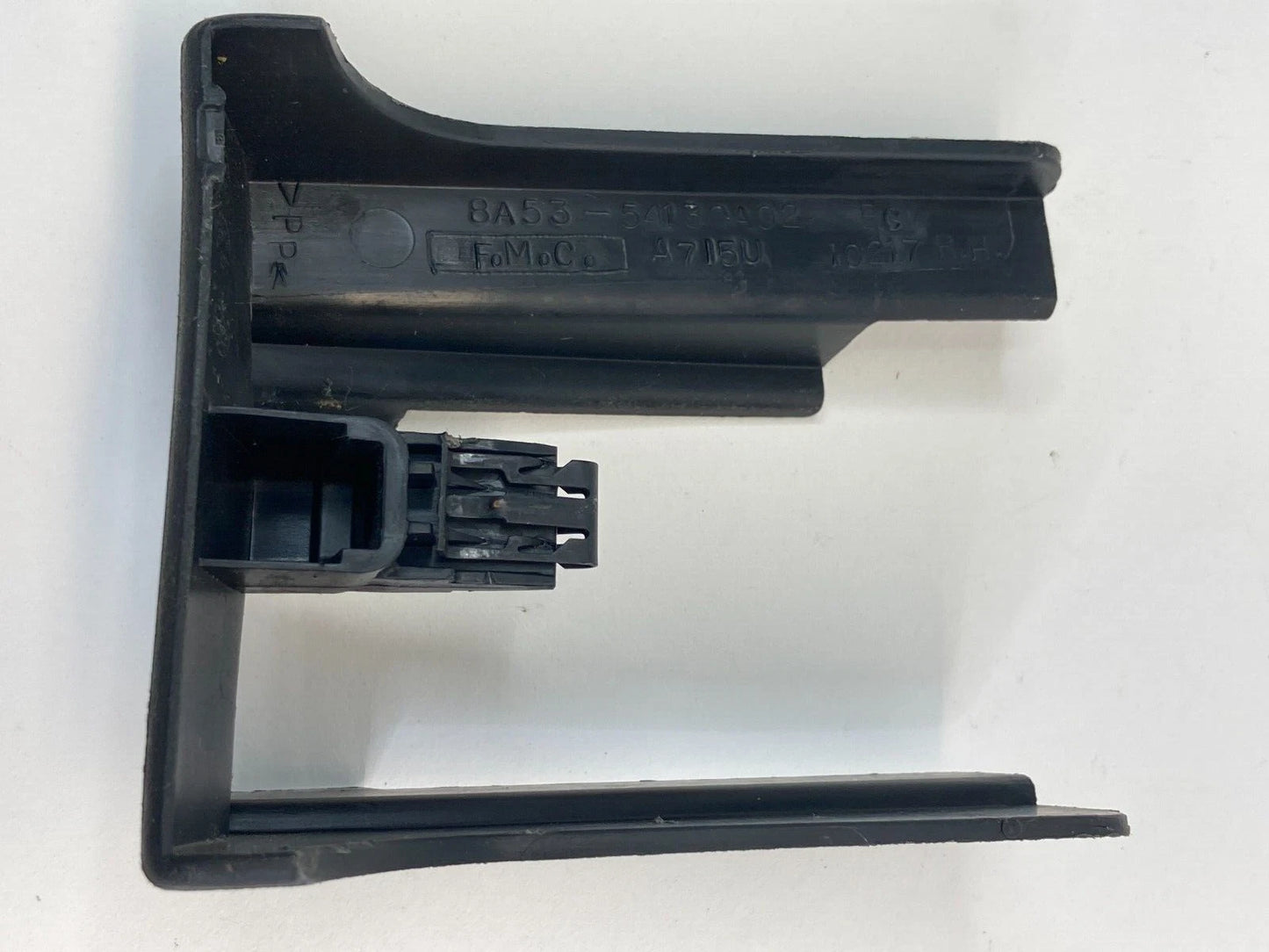 10-12 FORD TAURUS FRONT SEAT REAR RIGHT SIDE TRACK COVER TRIM 8A53-54130A02 OEM
