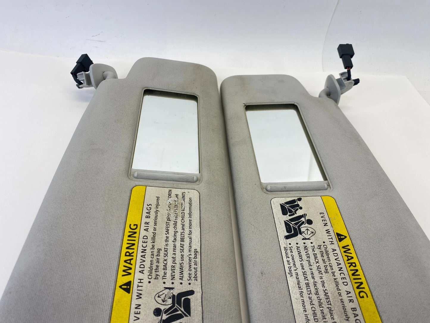 2003-2010 VW BEETLE CONVERTIBLE DRIVER & PASSENGER SUNVISOR SUN VISOR SET OEM