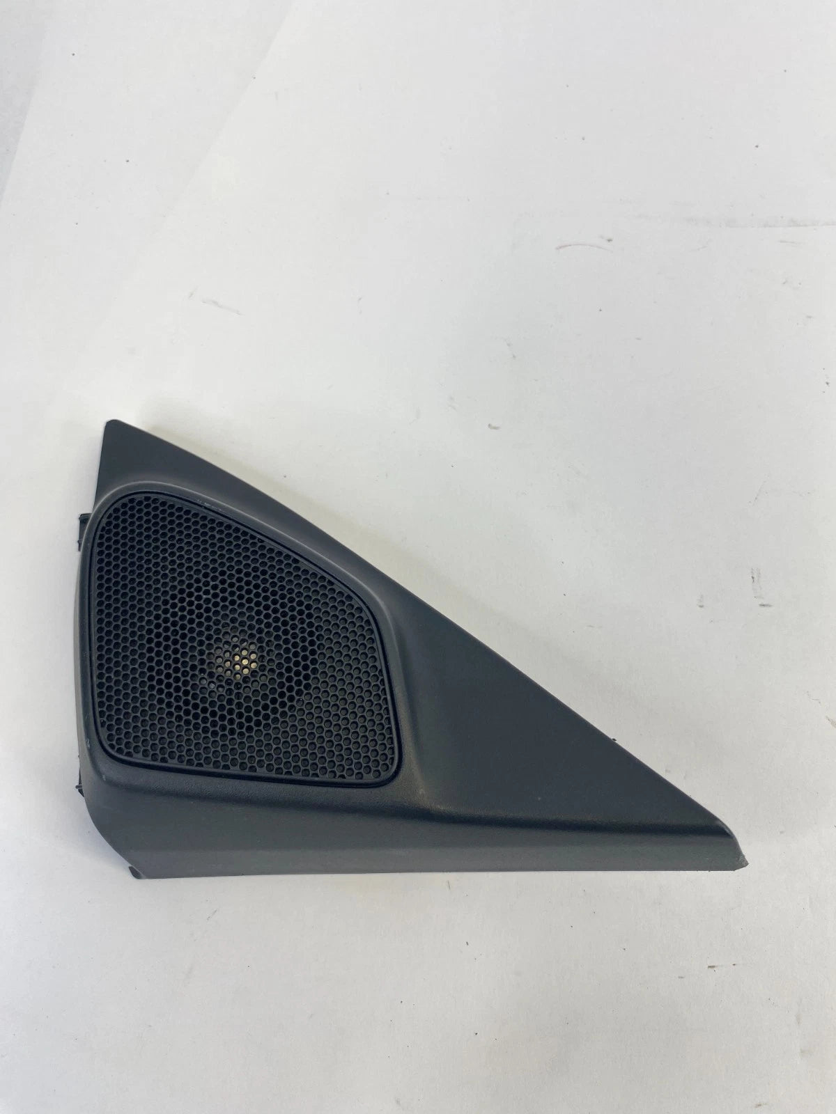 2008-2012 HONDA ACCORD FRONT RIGHT DOOR INNER CORNER TWEETER SPEAKER W/ COVER
