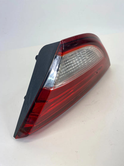 2015-2017 Chrysler 200 Sedan Rear Right Side Tail Light Taillight Inner Lamp OEM