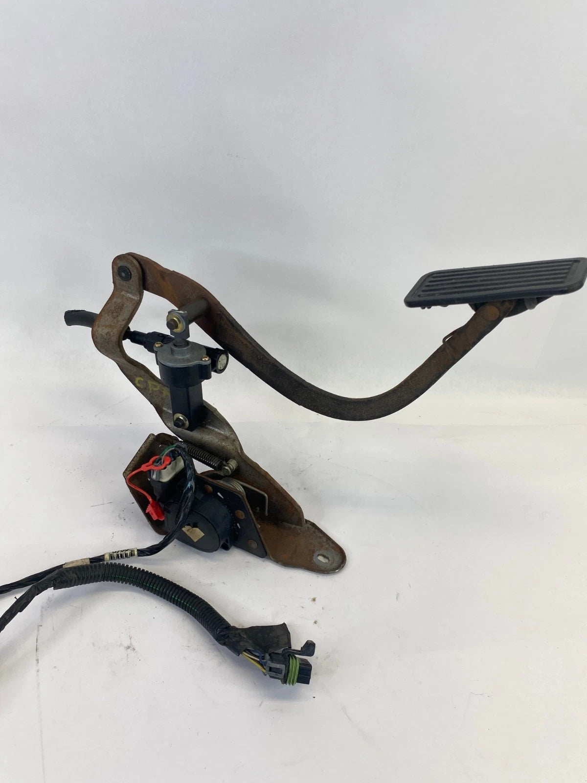 2003-2006 CHEVROLET TAHOE SILVERADO GAS PEDAL ACCELERATOR ASSEMBLY OEM
