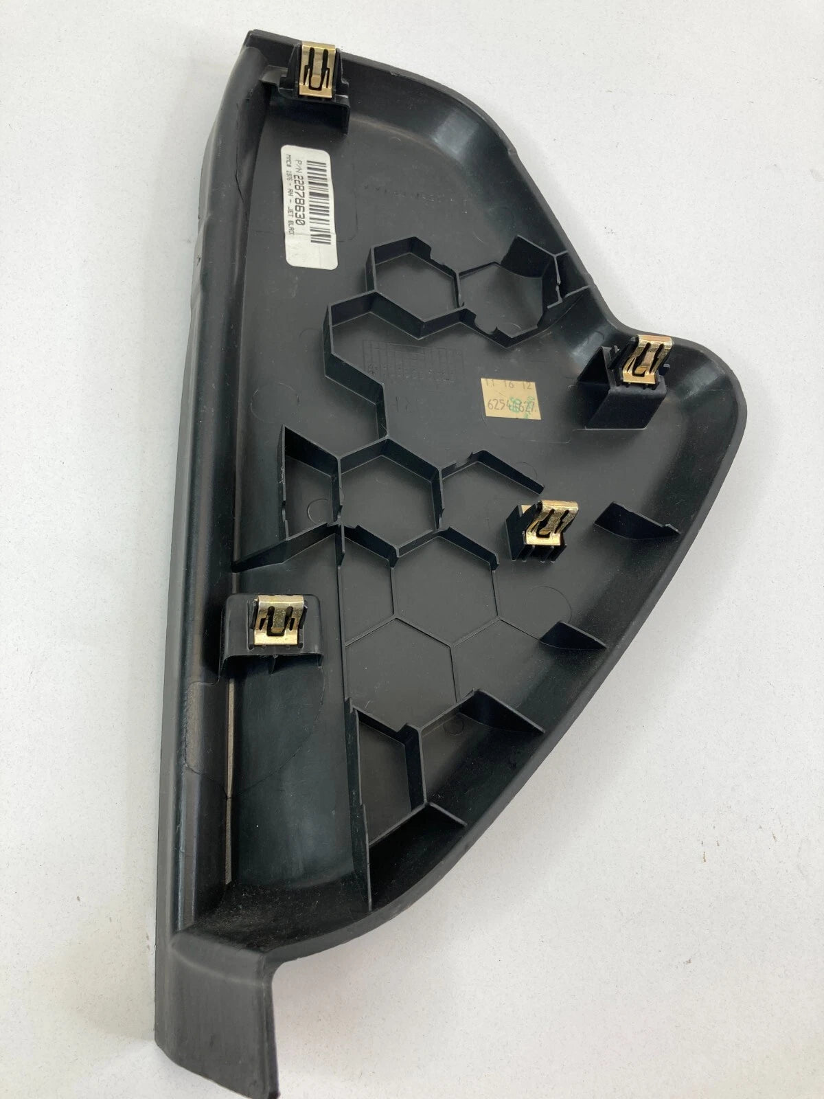 2013-2015 CHEVROLET MALIBU DASH RIGHT PASSENGER SIDE COVER END CAP 22878629 OEM