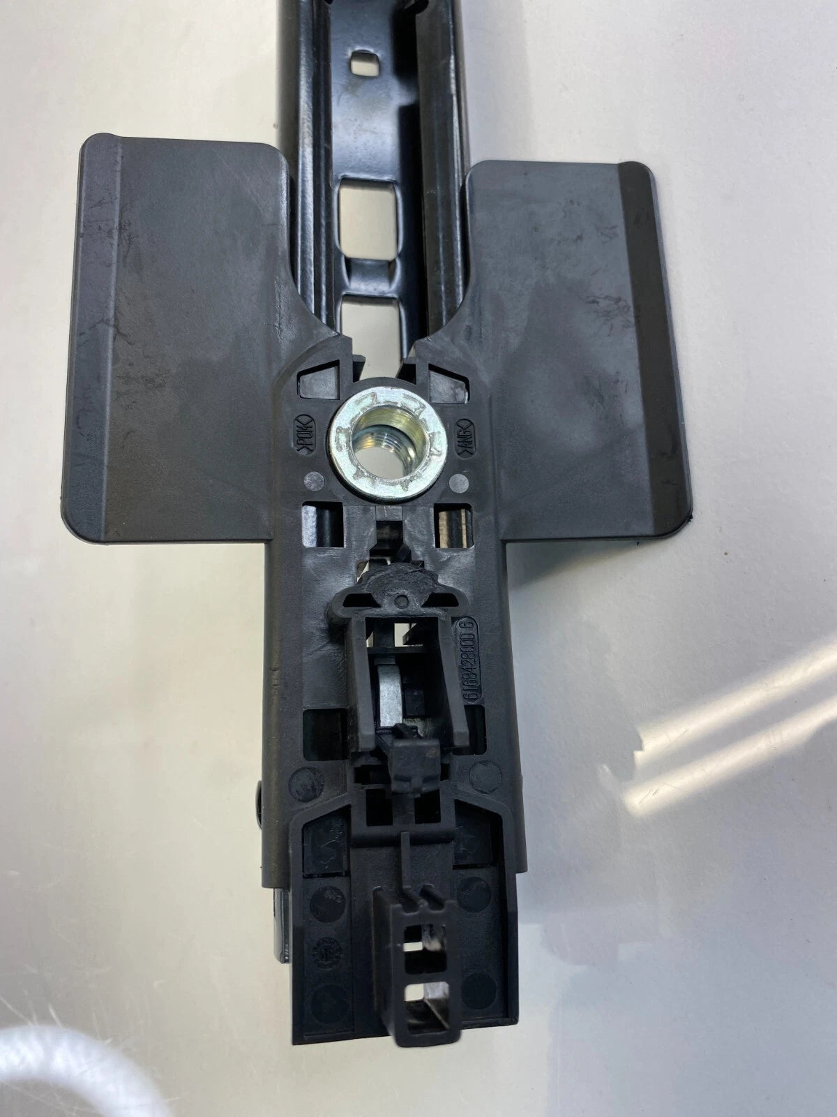 2012-2018 FORD FOCUS FRONT SIDE SEAT BELT HEIGHT ADJUSTER AM51-611C46-AB OEM