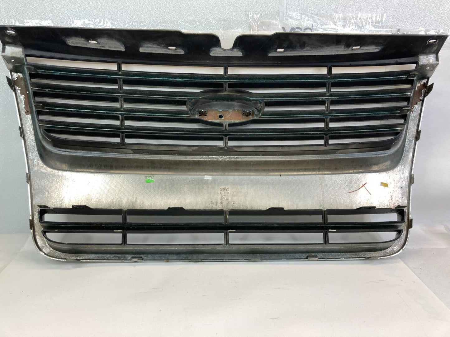 2006 07 08 09 2010 Ford Explorer Front Bumper Upper Grill Grille 6L24-8150 OEM