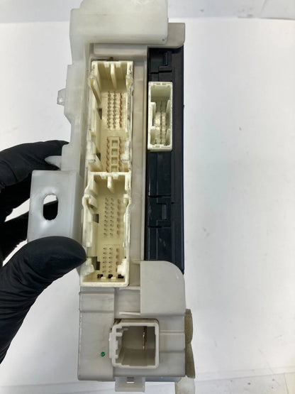 2010 2011 TOYOTA PRIUS 1.8L AT MULTIPLEX NETWORK BODY CONTROL MODULE 89221-47120