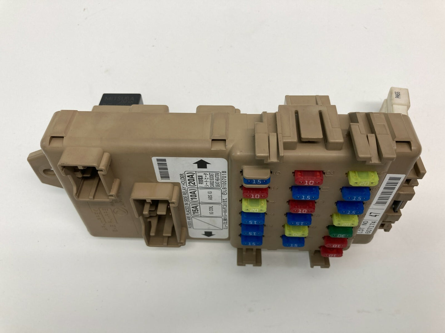 2002-2007 Subaru Impreza Outback 2.5L Dash Left Driver Fuse Junction Block Box