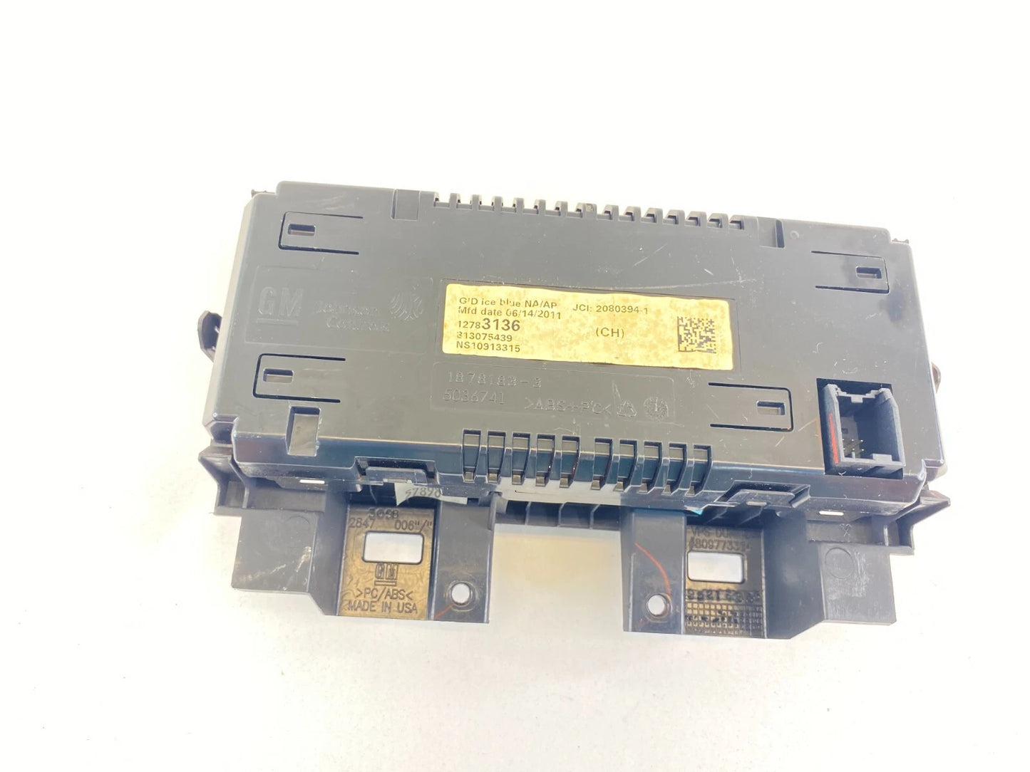 11-16 CHEVY CRUZE 12-17 VERANO DASH INFORMATION SCREEN DISPLAY UNIT 12783136 OEM