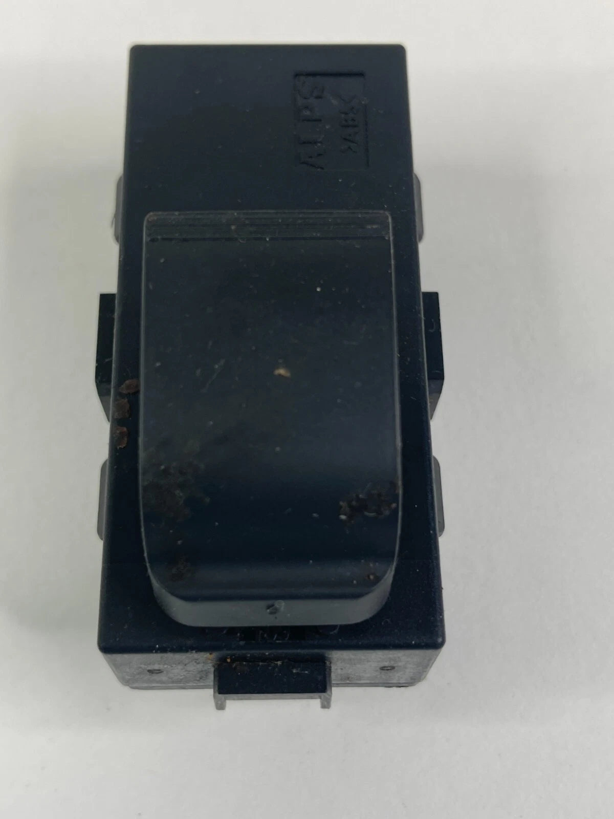 2008-2017 BUICK ENCLAVE REAR LEFT SIDE DOOR WINDOW CONTROL SWITCH 25877777 OEM