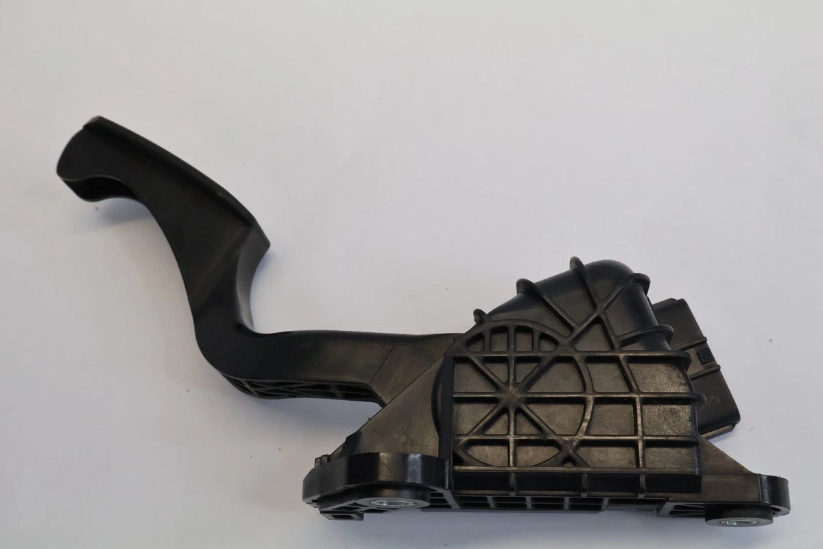 2004-2009 TOYOTA PRIUS AUTO TRANS GAS ACCELERATOR PEDAL SENSOR ASSEMBLY OEM