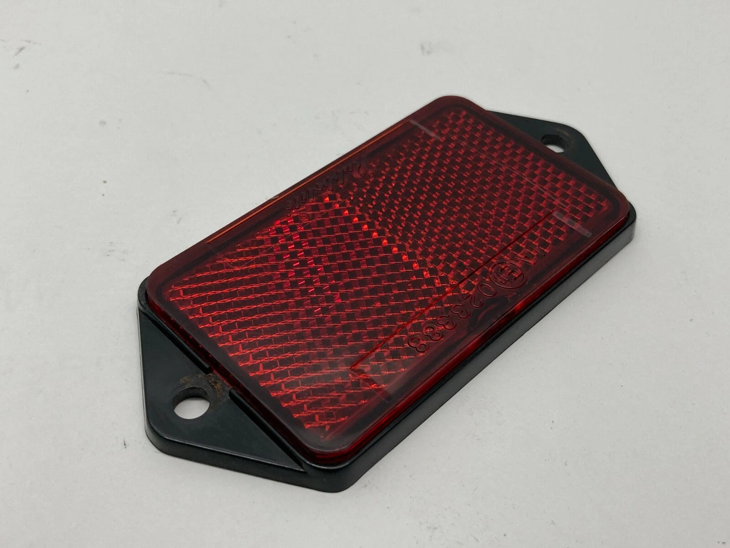 94 95 96 97 98 99 LAND ROVER DISCOVERY REAR GATE REFLECTOR E11023388 OEM