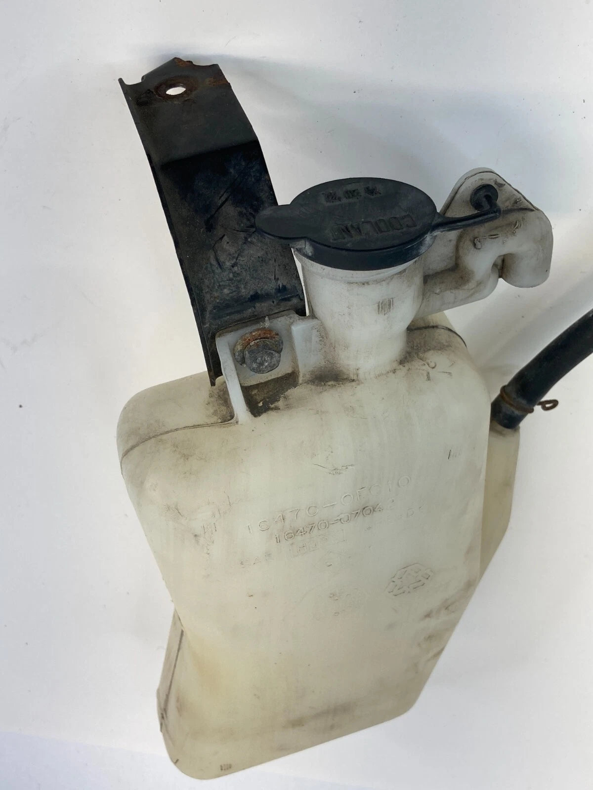 2006 TOYOTA TUNDRA 4.7L RADIATOR COOLANT RESERVOIR TANK W CAP 16470-0F010 OEM