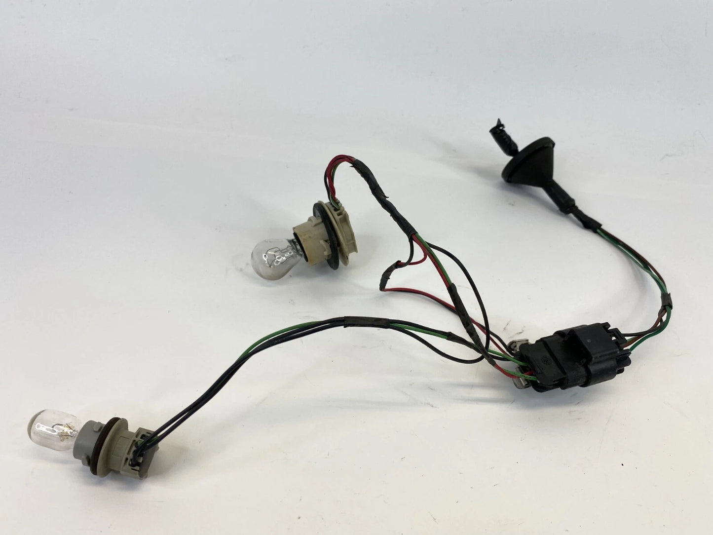 2010-2015 CHEVROLET EQUINOX REAR RIGHT TRUNK TAIL LIGHT WIRING WIRE HARNESS OEM
