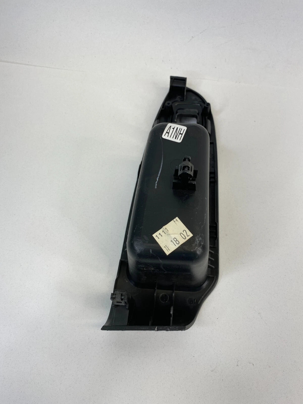 2003-2005 HONDA PILOT FRONT RIGHT PASSENGER DOOR WINDOW SWITCH COVER BEZEL TRIM