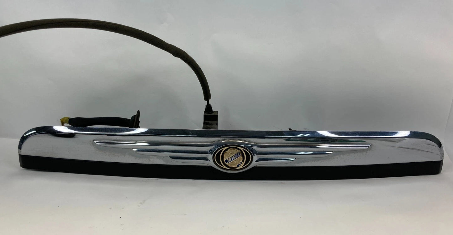 2008-2010 CHRYSLER TOWN & COUNTRY REAR LIFTGATE HANDLE MOLDING TRIM 05109538AC