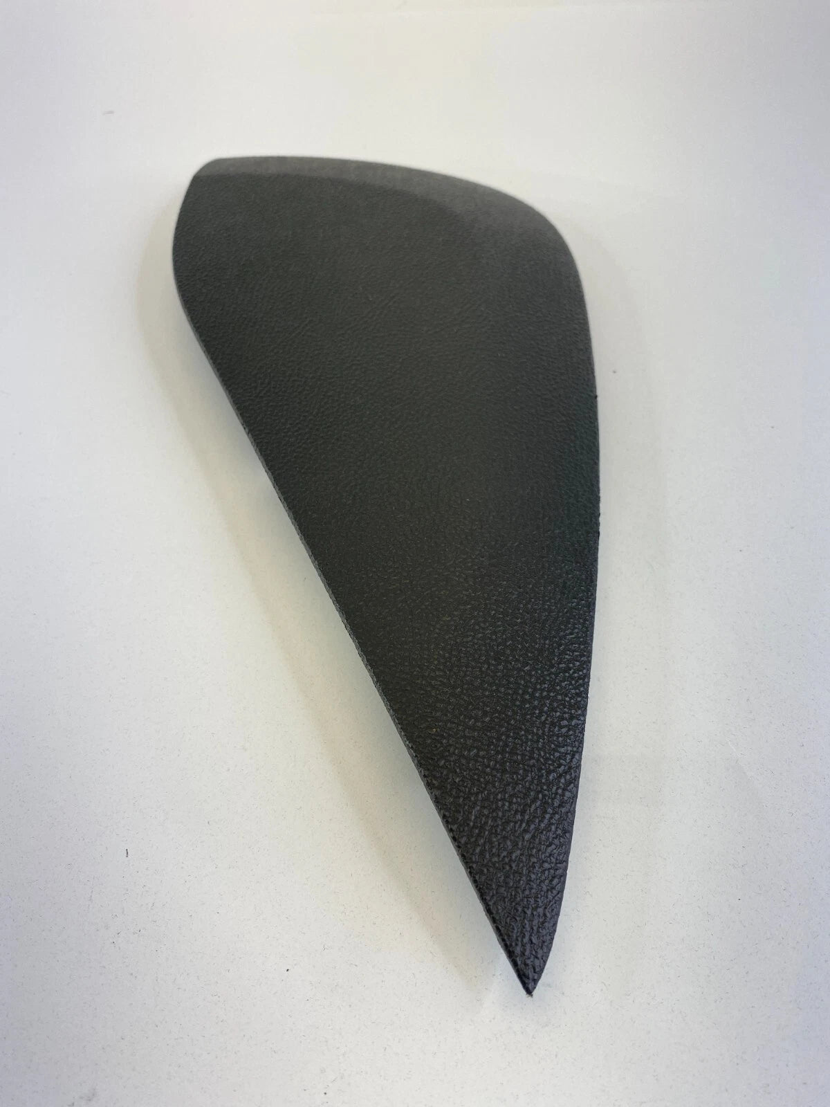 2007-2011 CHEVROLET HHR DASH LEFT DRIVER SIDE END CAP COVER TRIM 15281177 OEM