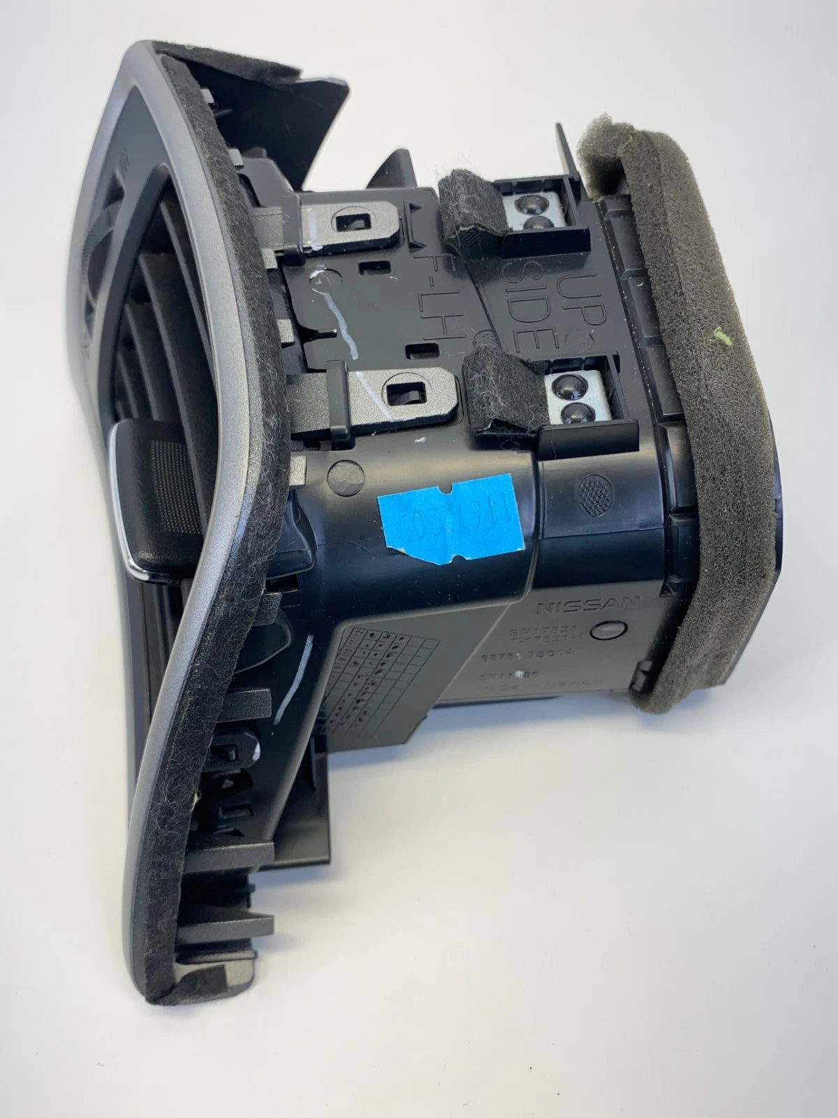 2013-2019 NISSAN SENTRA DRIVER LEFT SIDE DASH AC AIR VENT 687613SG0A OEM