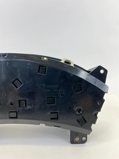 06 07 PONTIAC GRAND PRIX AT INSTRUMENT CLUSTER SPEEDOMETER GAUGES 116K 12202253