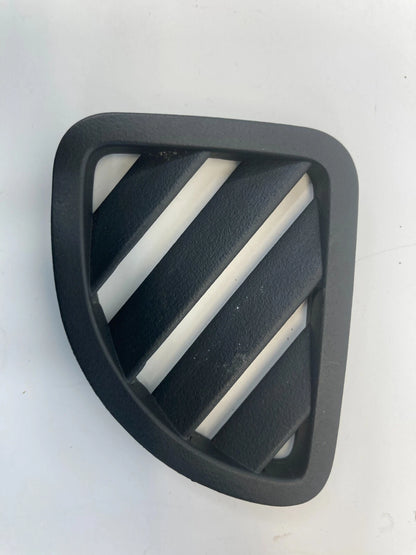 2010 2011 2012 DODGE CALIBER DASH RIGHT SIDE AC AIR VENT DEFROSTER GRILLE OEM