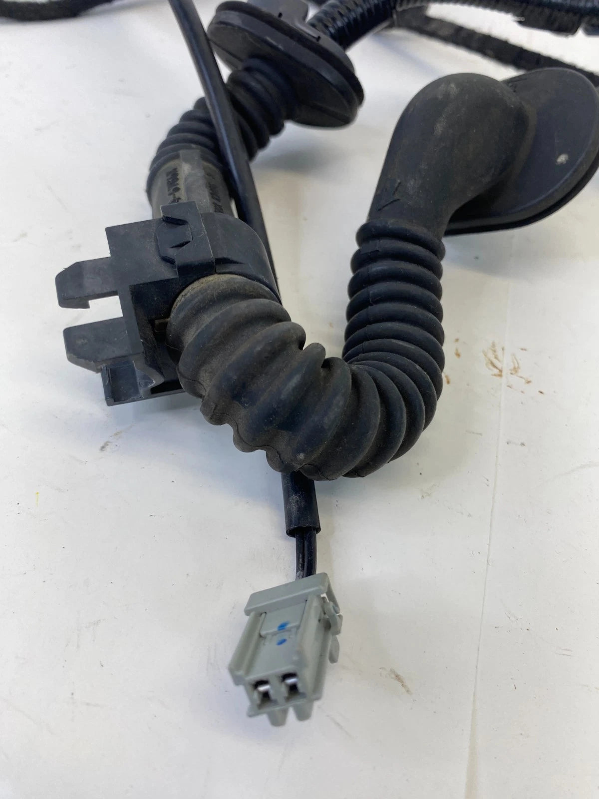 2010-2013 MAZDA 3 SEDAN REAR TRUNK LID WIRE WIRING HARNESS BBM5-6706YB OEM