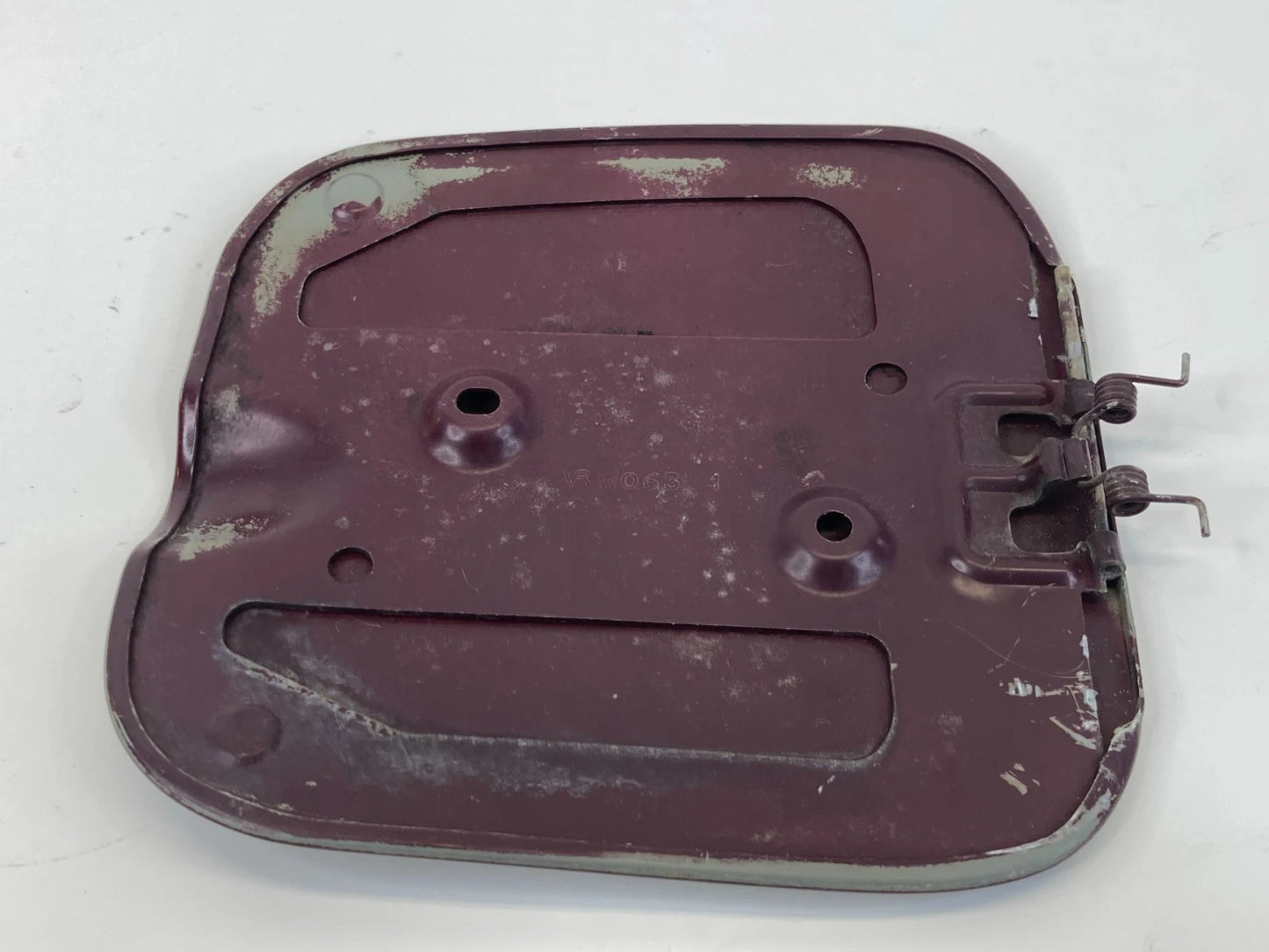 2000-2007 CHEVROLET MONTE CARLO REAR LEFT DRIVER SIDE FUEL FILLER FLAP PANEL OEM