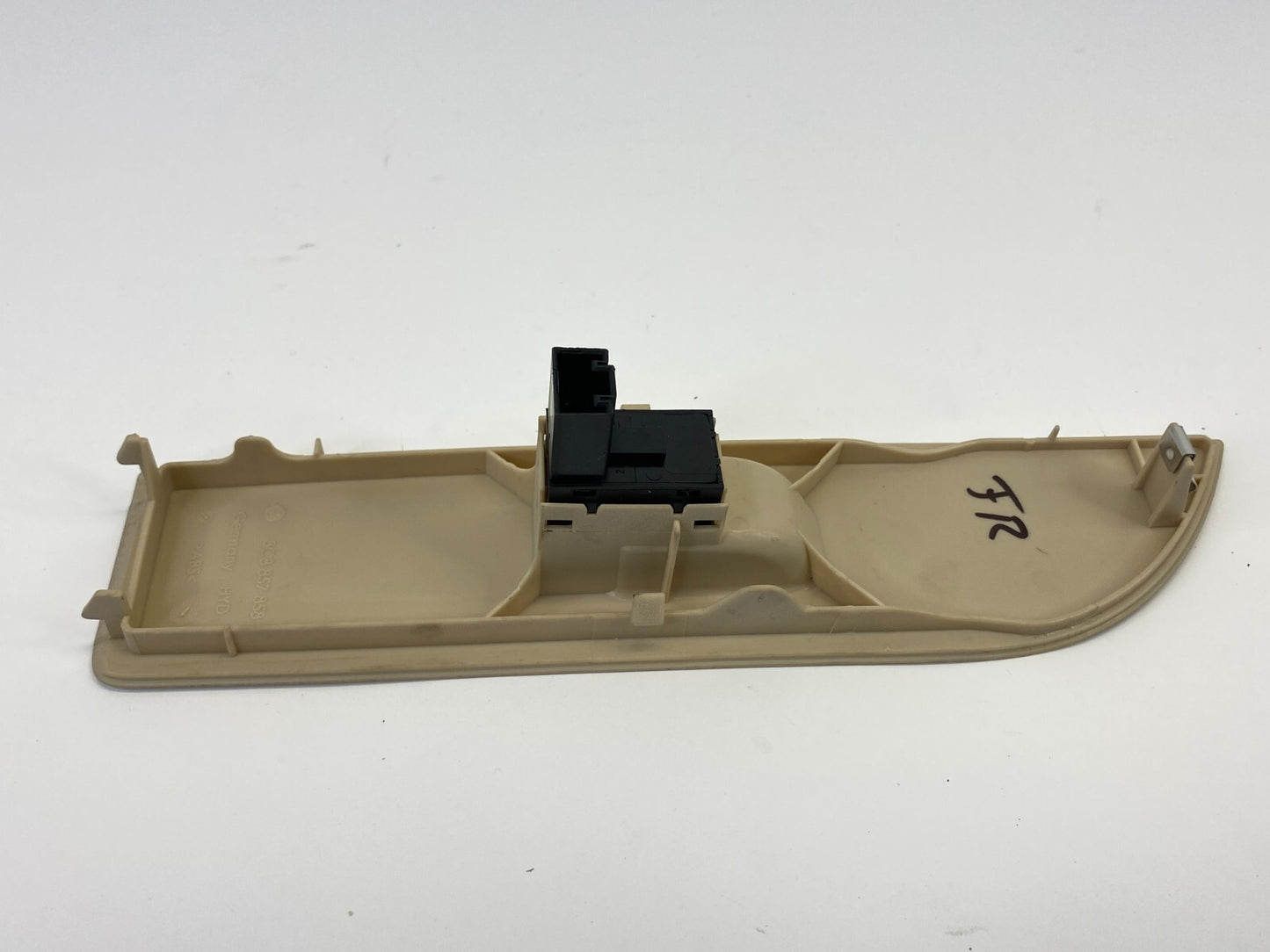 2009-2017 Volkswagen CC Front Right Window Door Control Switch 3C8857858G OEM