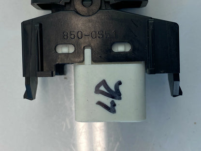 2005-2009 TOYOTA PRIUS FRONT RIGHT PASSENGER DOOR LOCK SWITCH BUTTON OEM