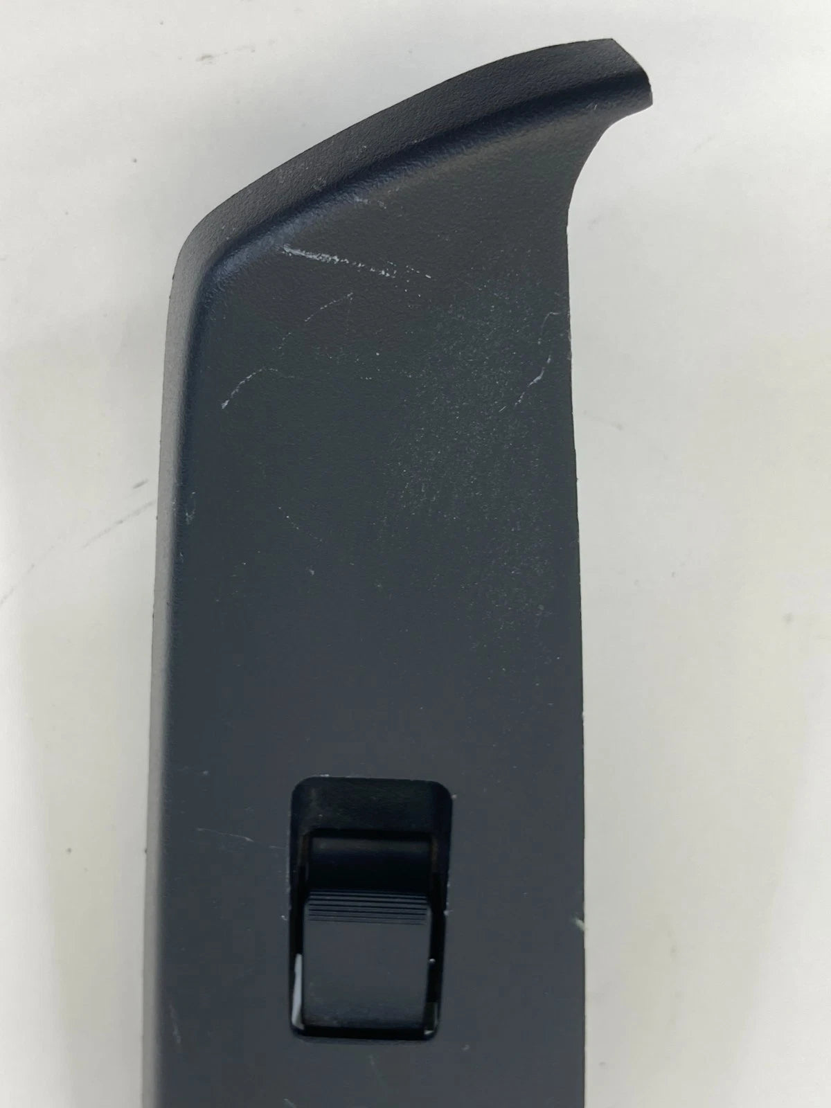 2010-2013 MAZDA MAZDA3 POWER WINDOW CONTROL SWITCH BEZEL REAR RH OEM BBM4-68-5L1