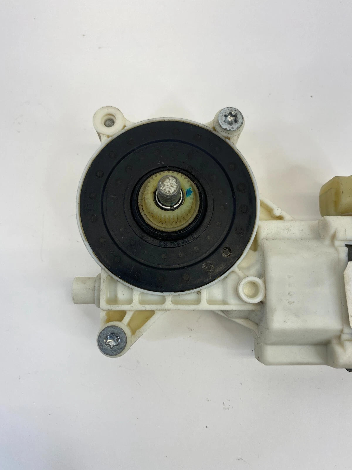 2010-2012 BUICK ENCLAVE FRONT RIGHT PASSENGER SIDE DOOR POWER WINDOW MOTOR OEM