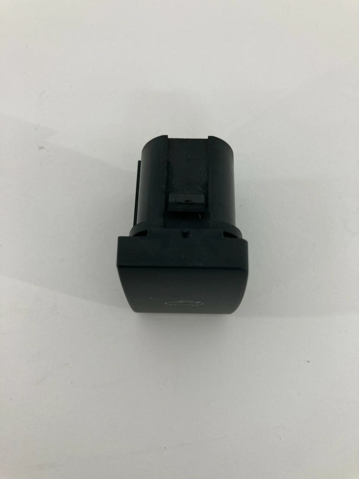 06-09 FORD FUSION 06-09 MERCURY MILAN DASH POWER TRUNK LATCH RELEASE SWITCH OEM